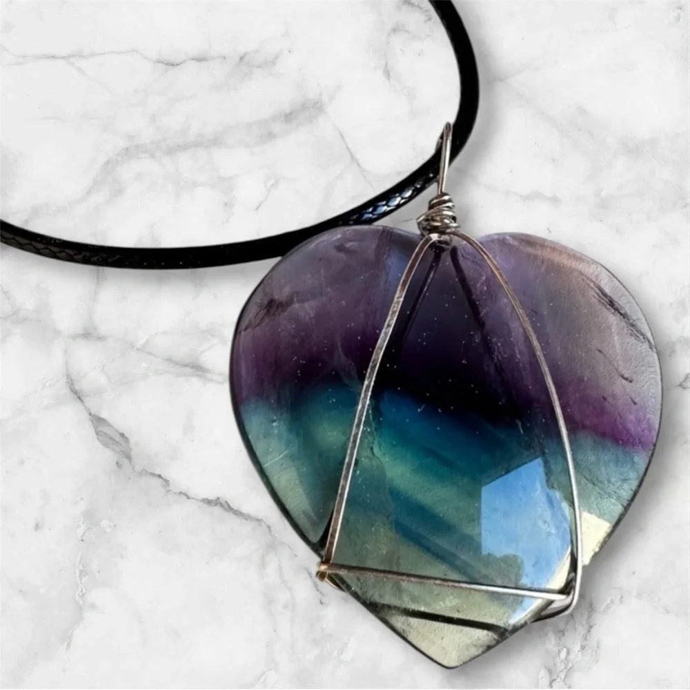Artisan Handcrafted RAINBOW Fluorite Heart Pendant Necklace Tanzanite 5518 G